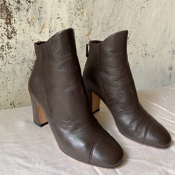 Authentic Chanel Brown Leather Boots size 36,5 - Picture 7 of 12